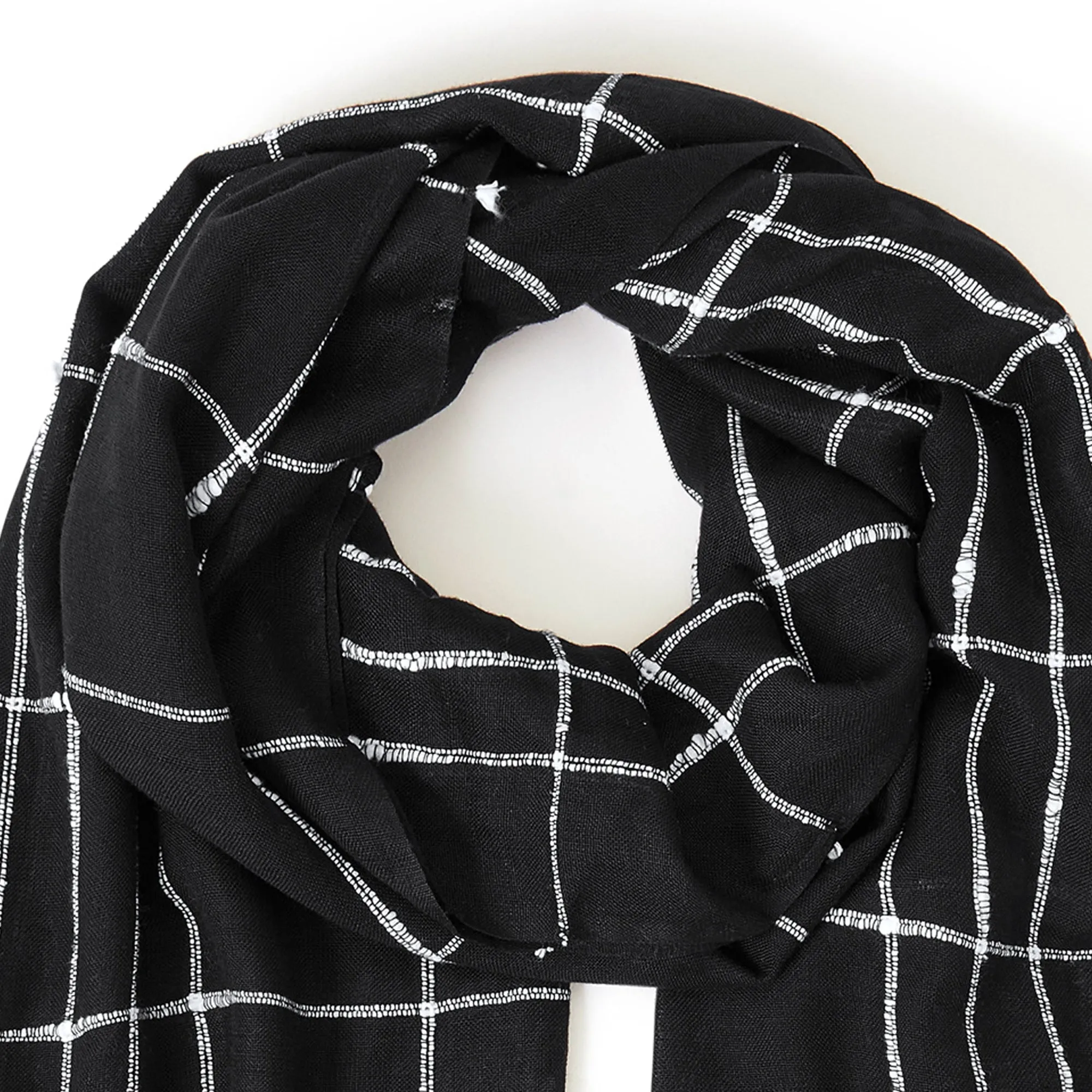 Accessorize London Women's Black Window Pane Scarf