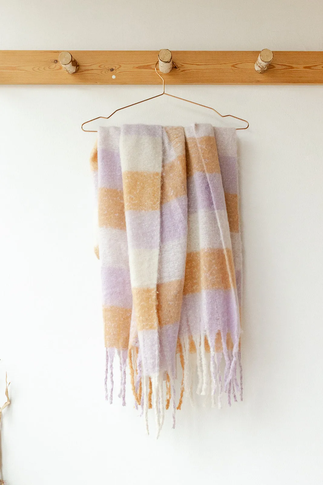 ari scarf, lilac