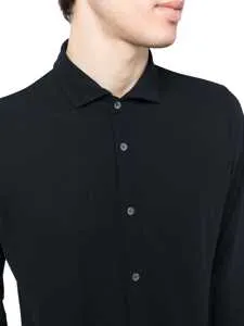 button-down fastening shirt