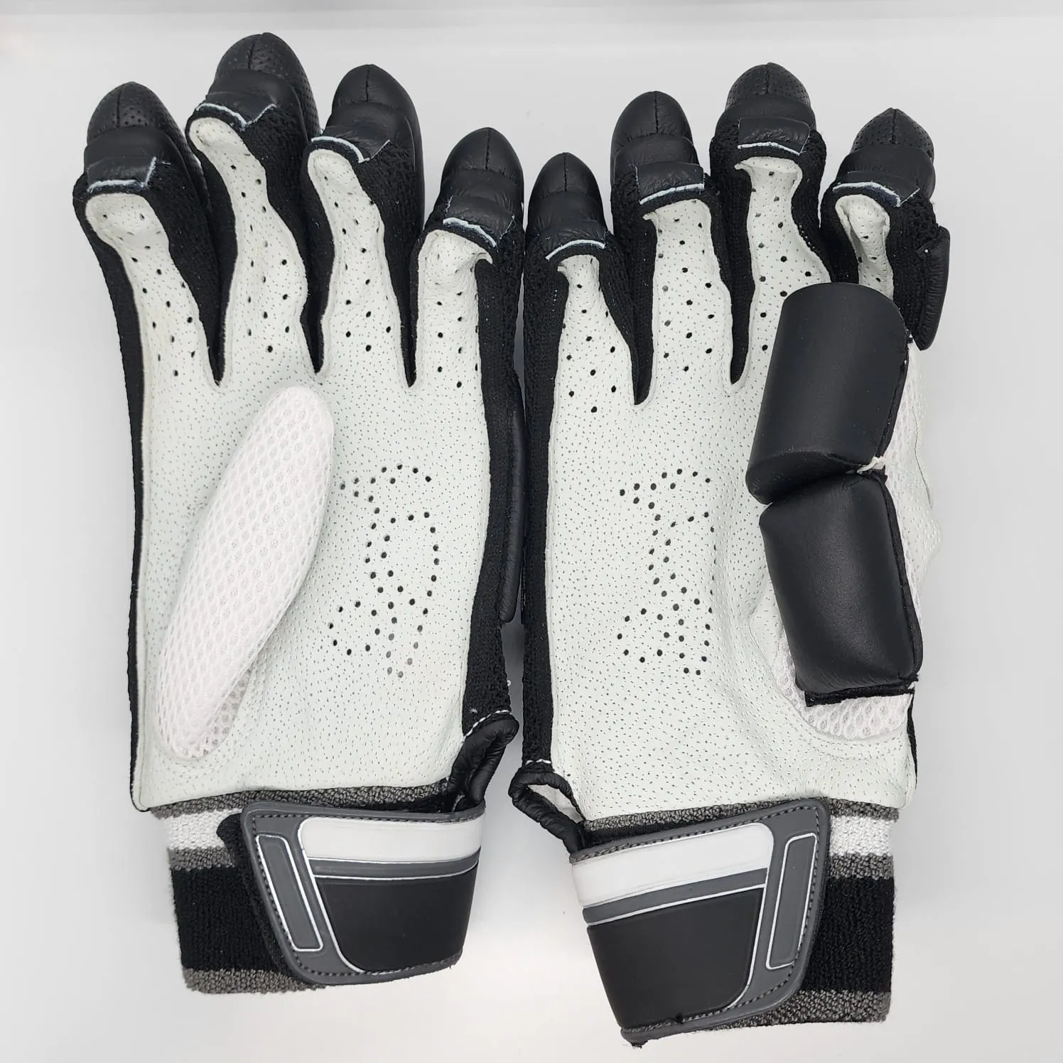 Kookaburra Pro Cricket Batting Gloves, Men Size Half White-Black - For Right Hand Players