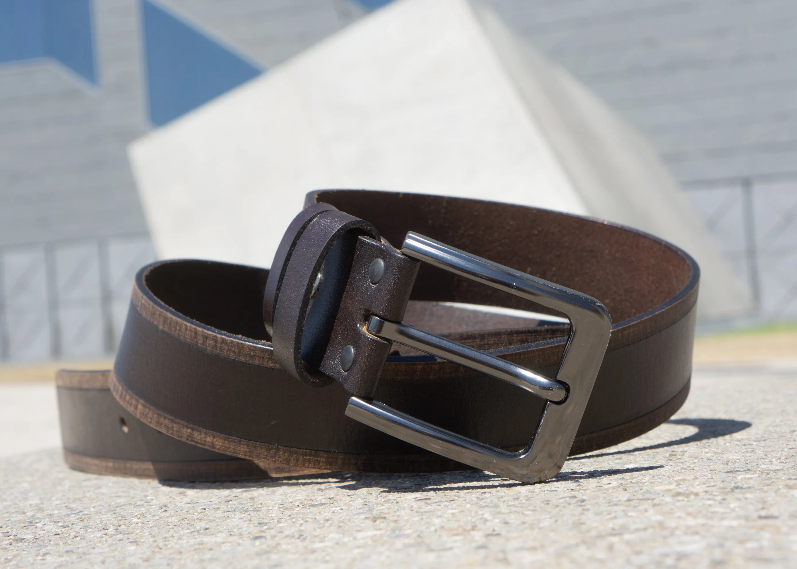 Men’s Leather Belt "History" | Handmade | Vintage Brown