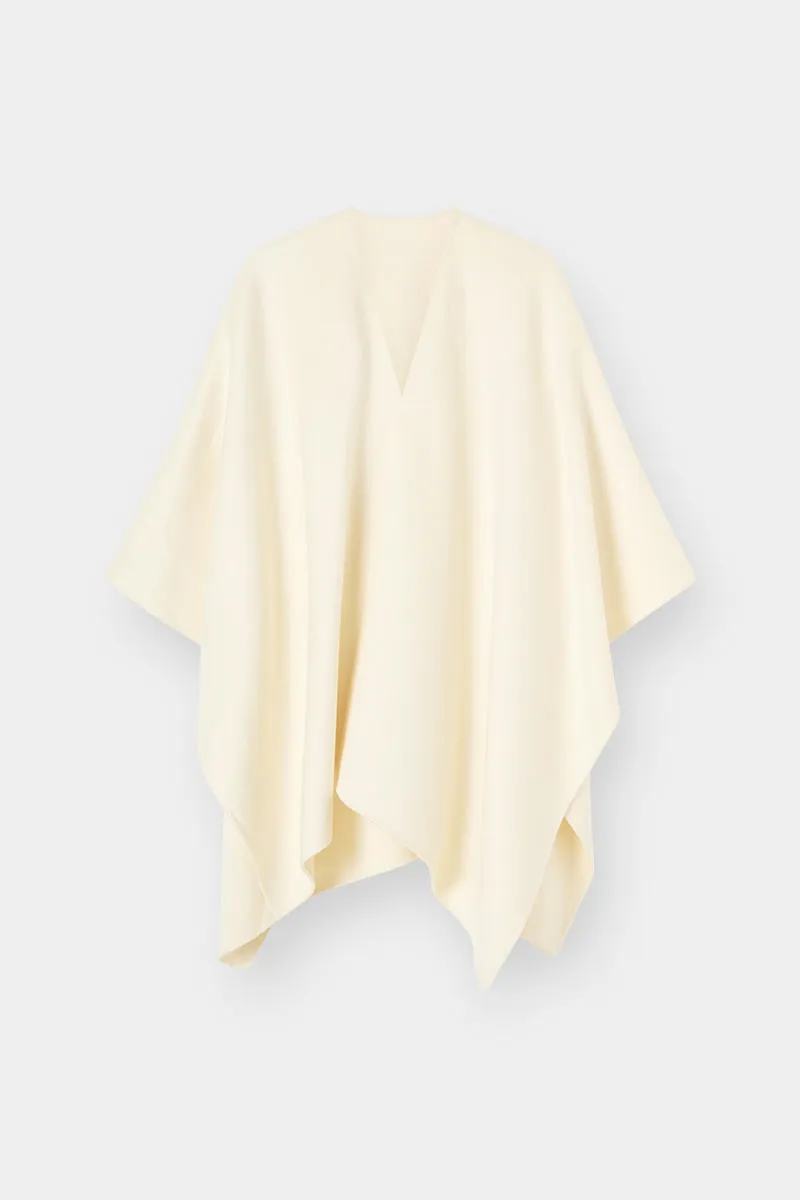 THE CASHMERE CAPE - WHITE